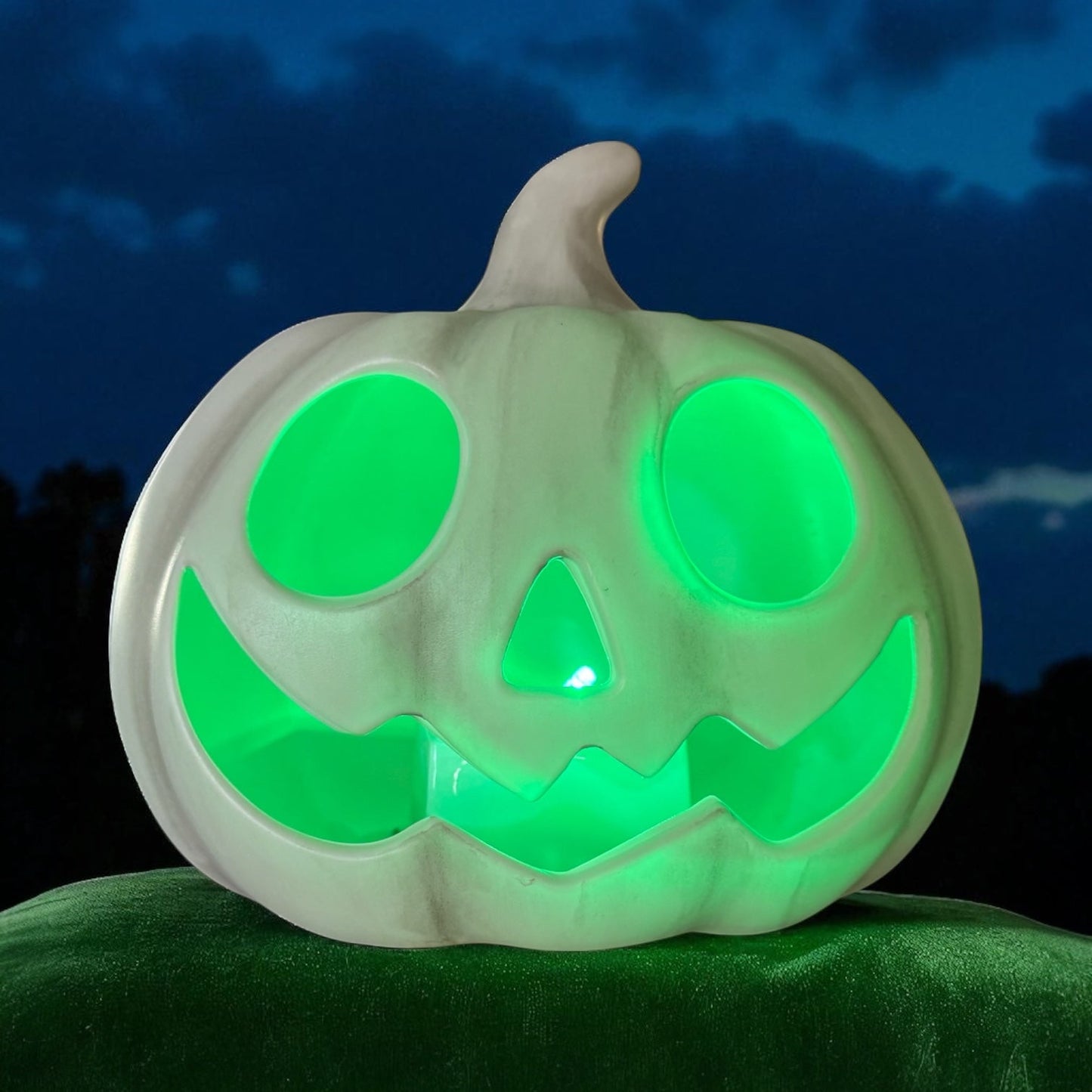 Glow Skull Paint Workshop (Sept 25)